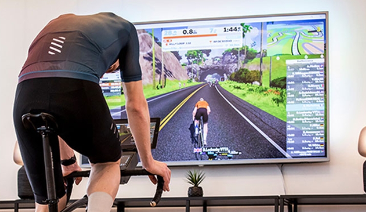 Indoor cycling and smart bikes