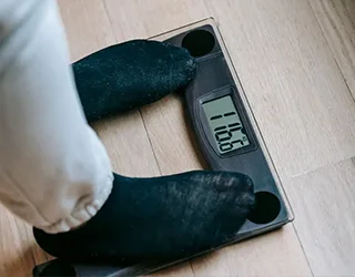 Body analysis scales